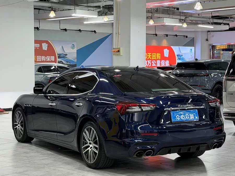 Maserati Ghibli