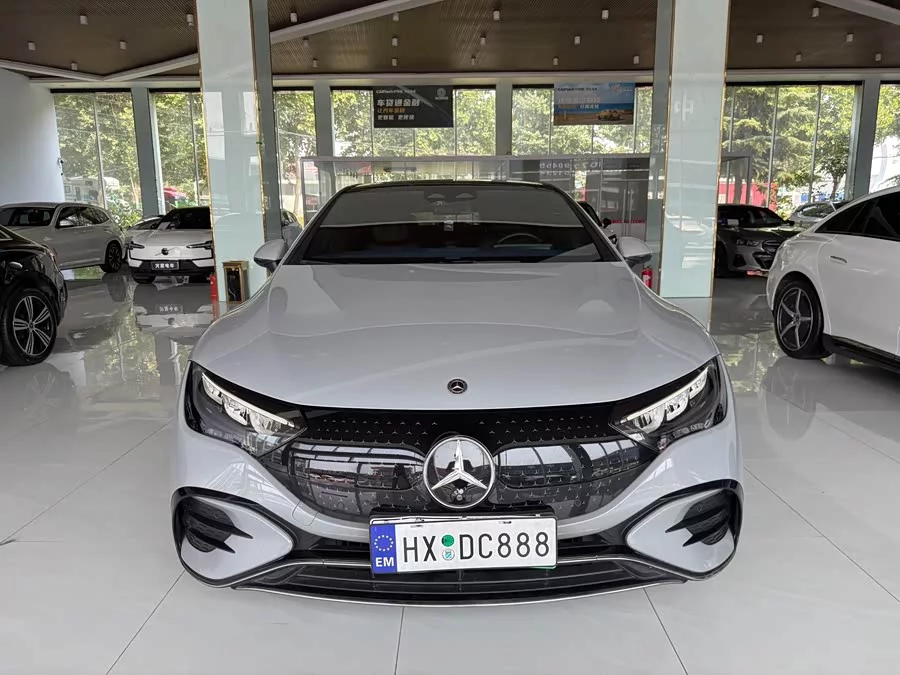 Mercedes Benz EQE