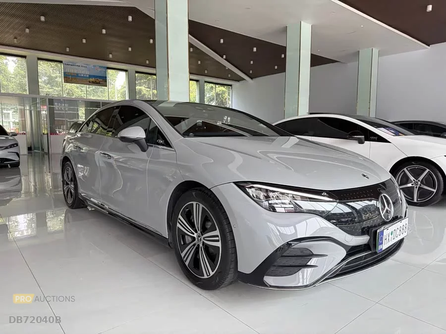 Mercedes Benz EQE