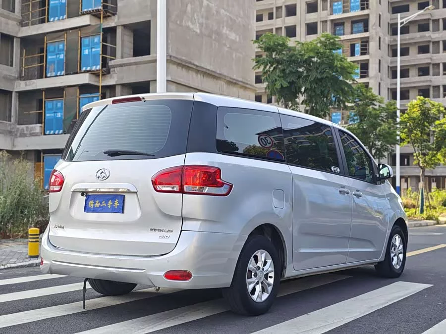 Maxus G10