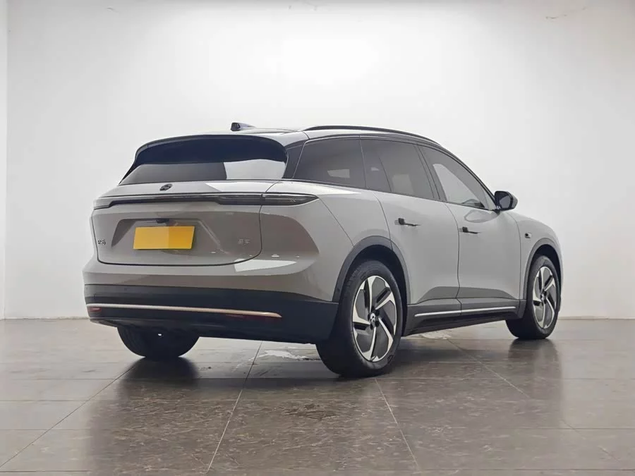 NIO ES6