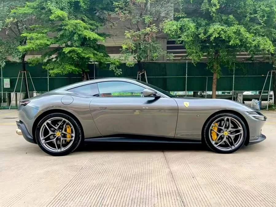 Ferrari Roma