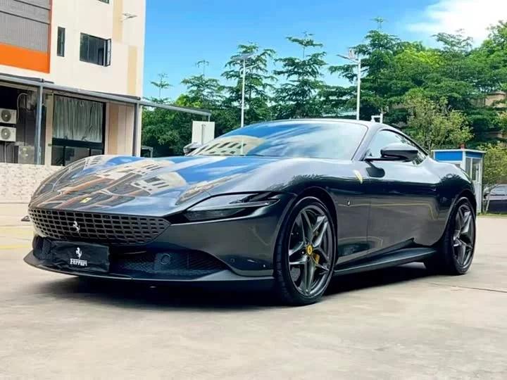 ferrari Roma