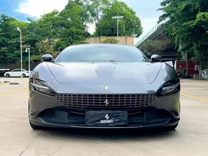 ferrari Roma