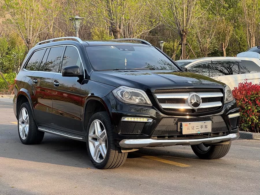 Mercedes Benz GL-Class