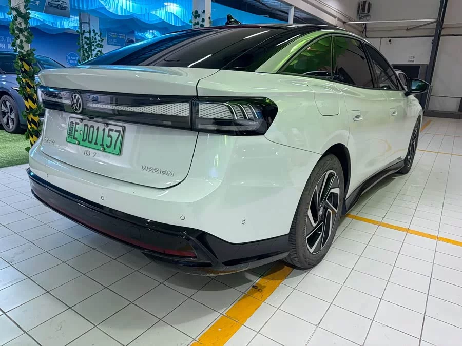 Volkswagen ID.7 VIZZION