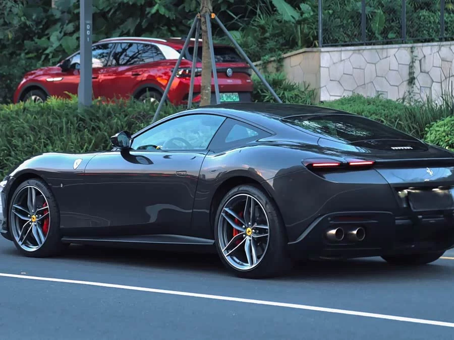 Ferrari Roma