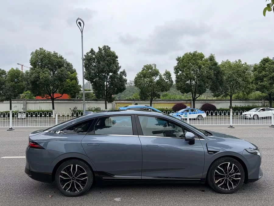 Xpeng P5