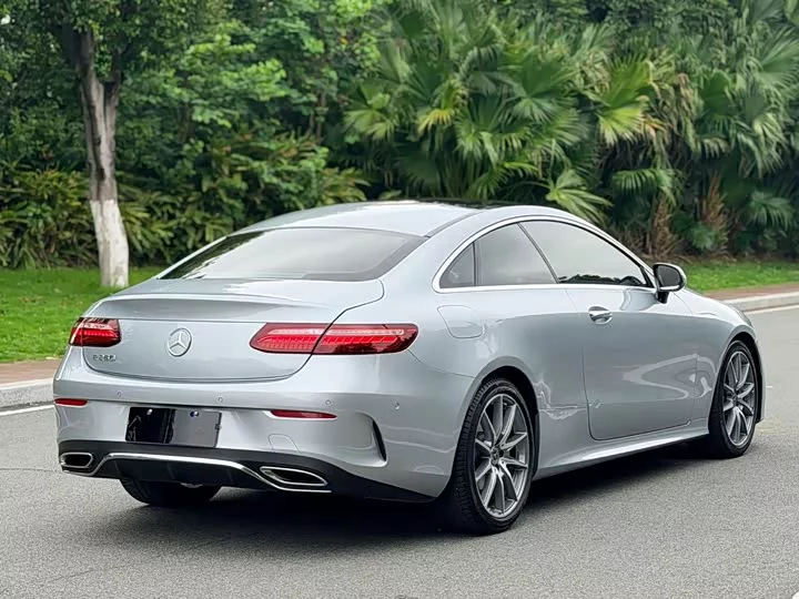Mercedes-Benz Class E (imported)