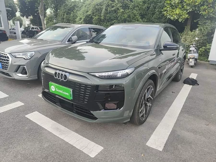Audi Q6L e-tron