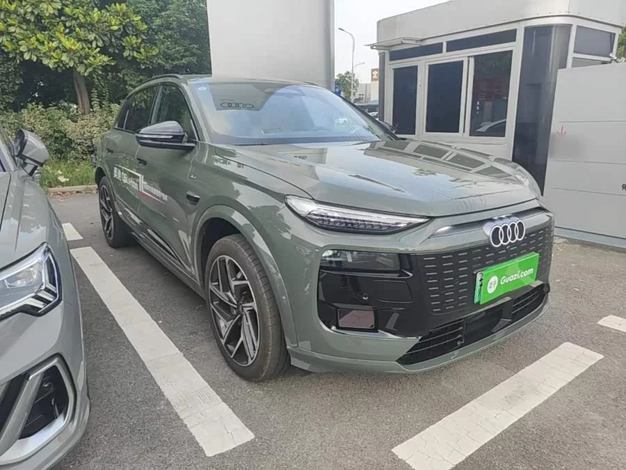 Audi Q6L e-tron