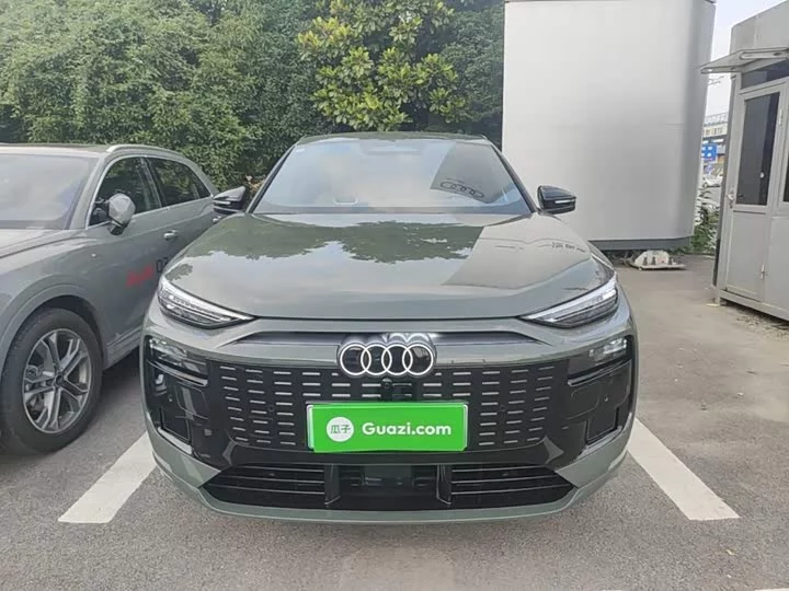 Audi Q6L e-tron