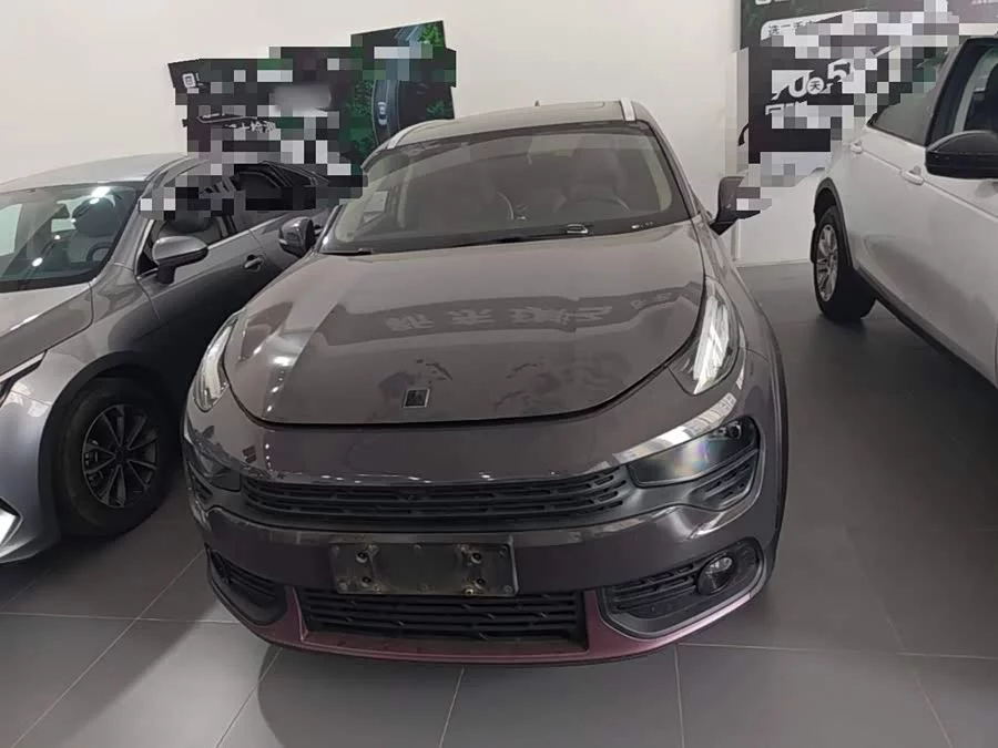 Lynk & Co 02