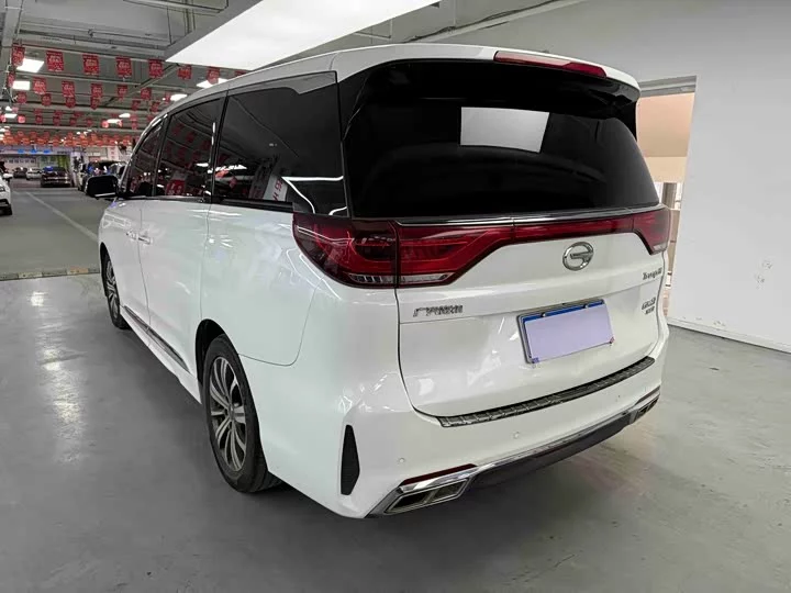 GAC Trumpchi M8