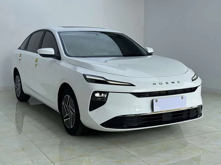 Roewe D6