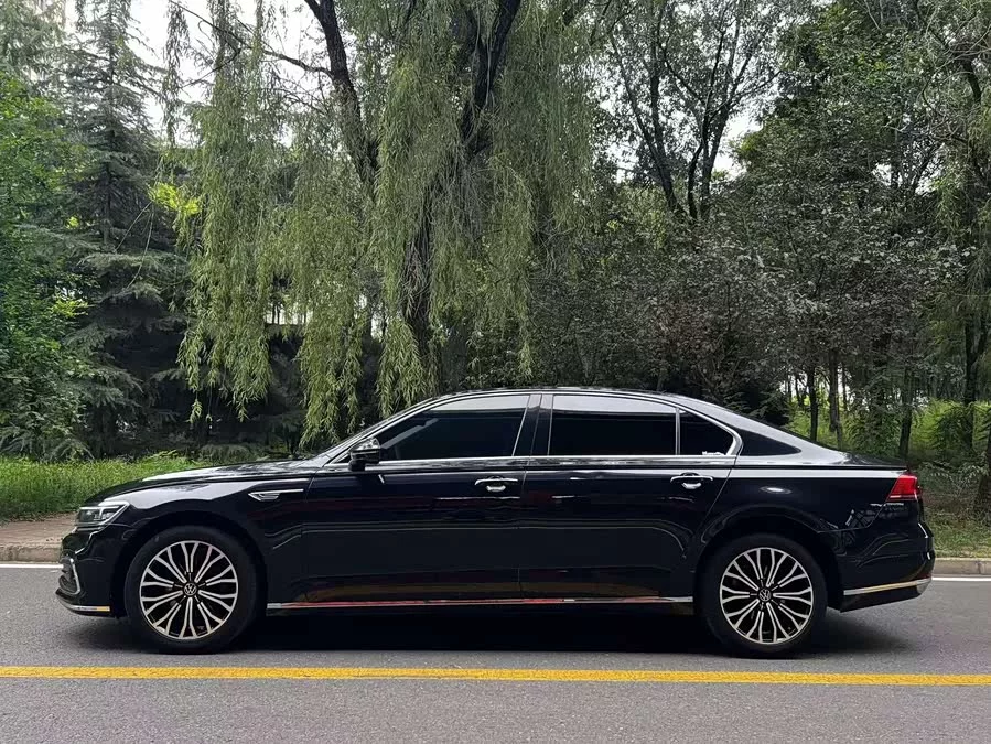 Volkswagen Phaeton / Phideon