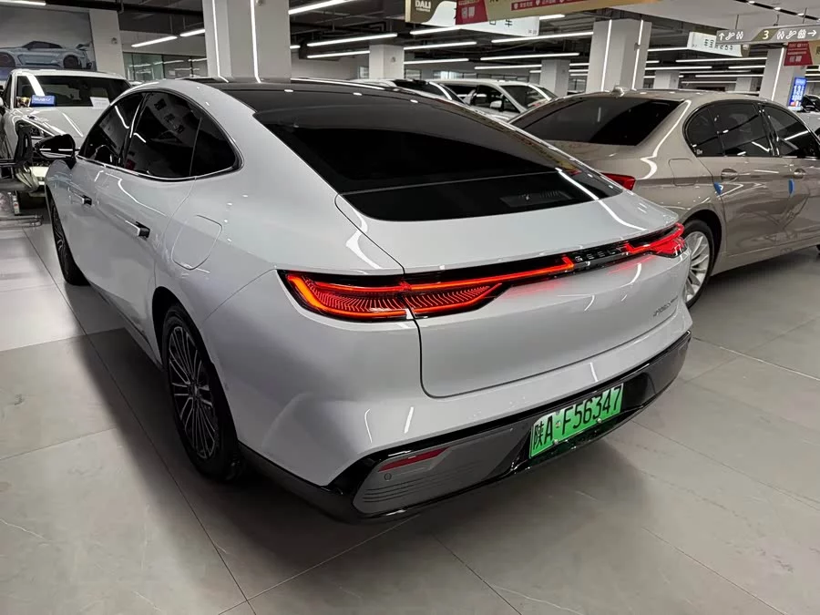Geely Galaxy Star 8