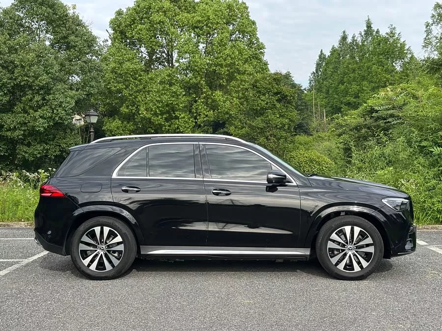 Mercedes Benz GLE (Imported)