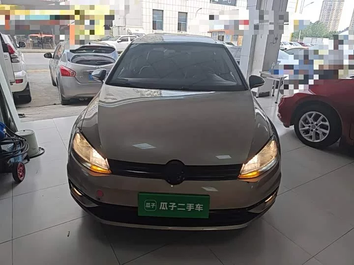 Volkswagen golf