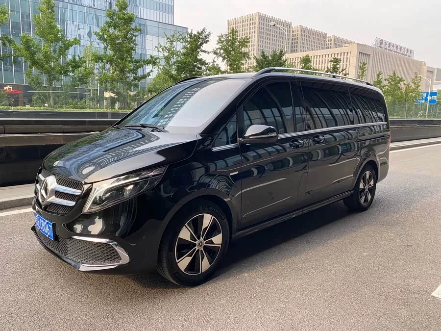 Mercedes Benz Class V