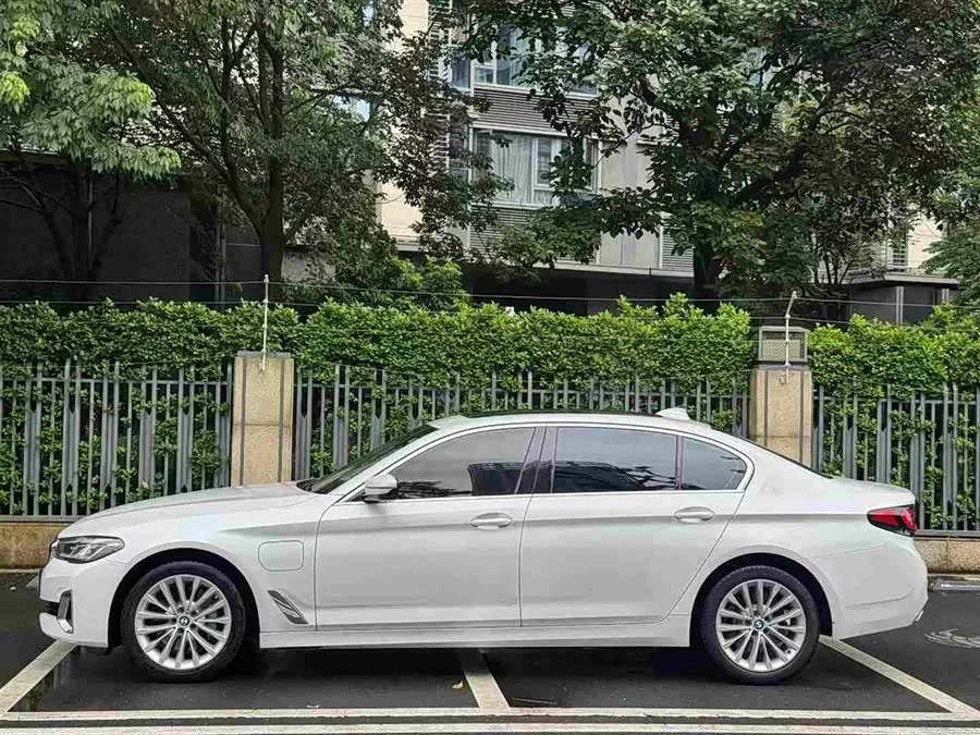 BMW 5 Series New Energy