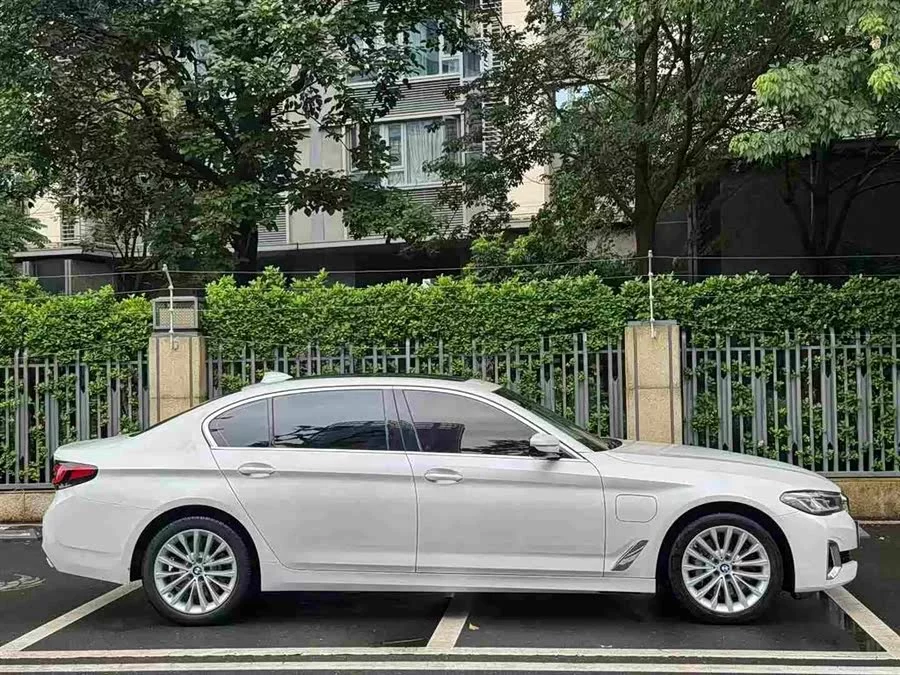BMW 5 Series New Energy