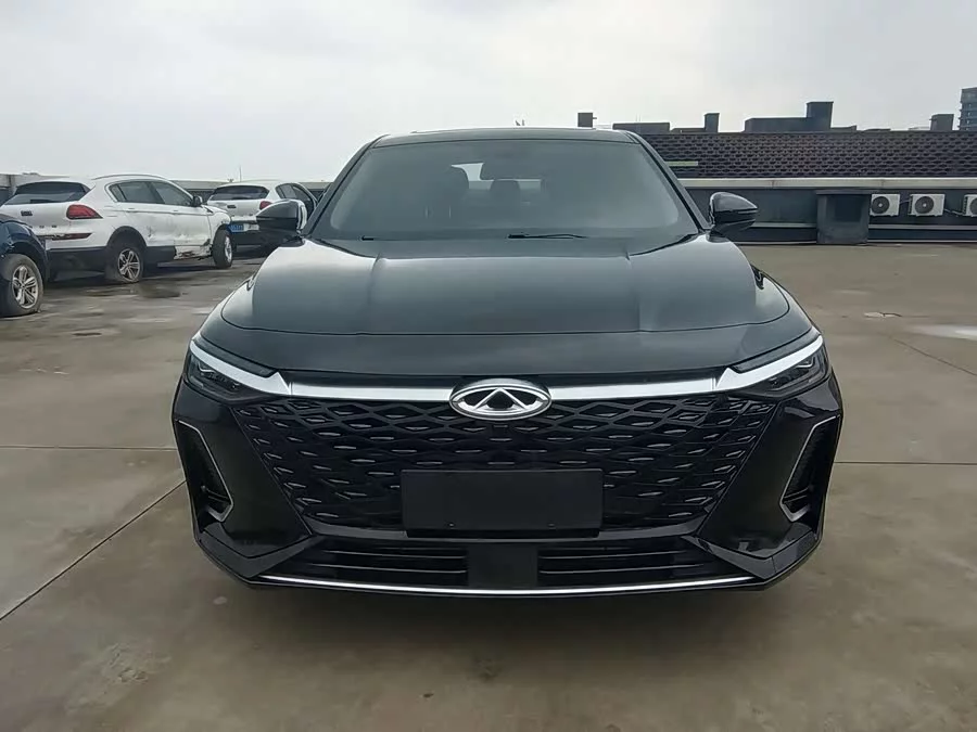 Chery Arrizo 8