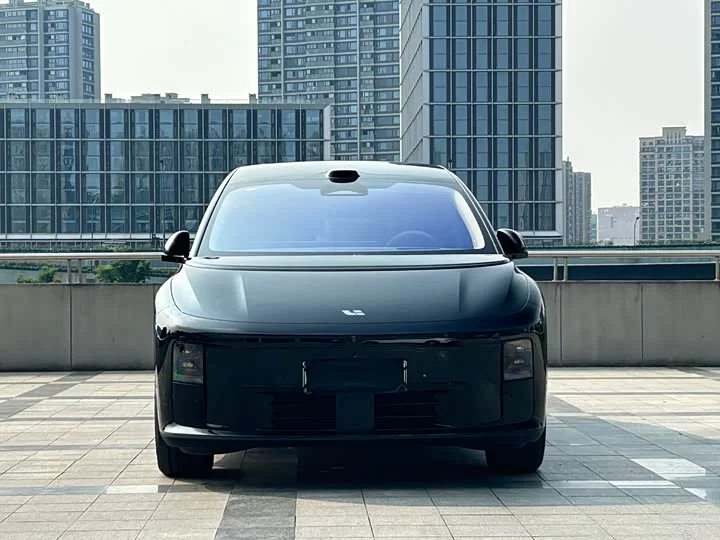Li Ideal i8