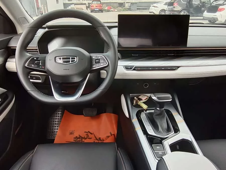Geely Emgrand L