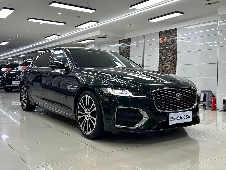 Jaguar XFL