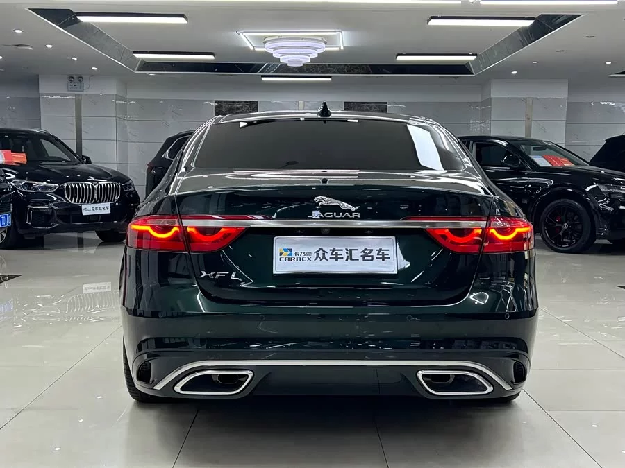 Jaguar XFL