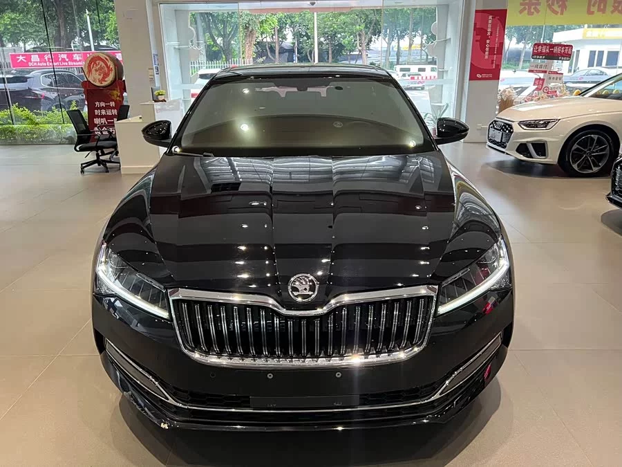 Skoda SuperB