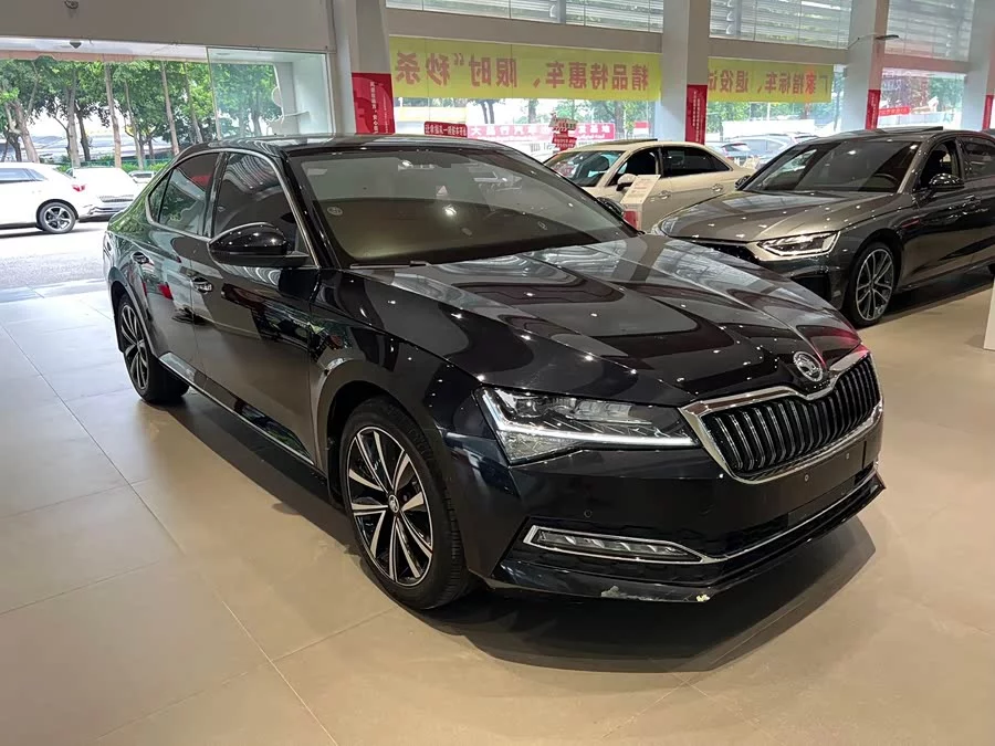 Skoda SuperB
