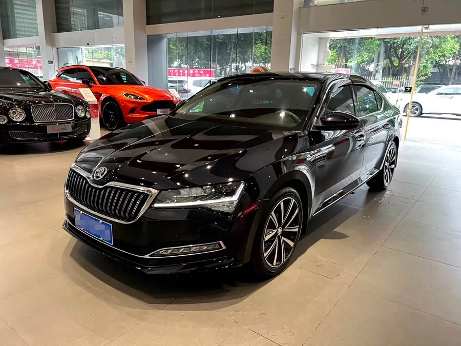 Skoda SuperB