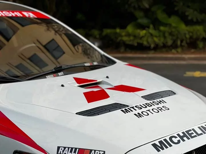 Mitsubishi Winged God