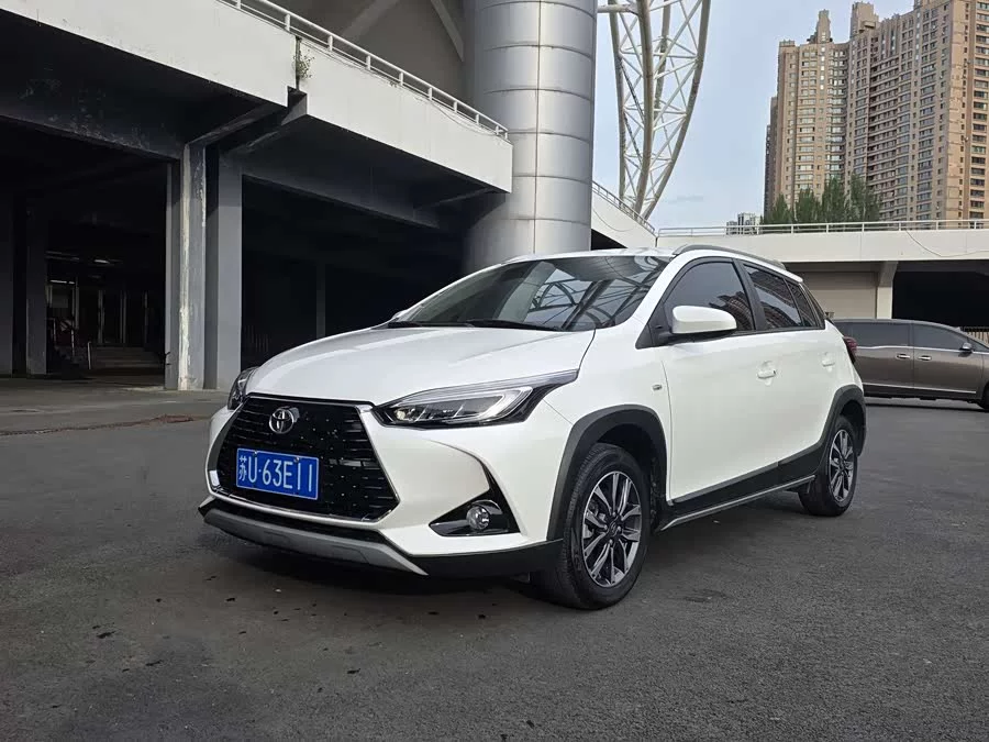Toyota YARiS L