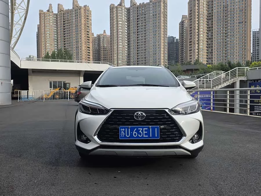 Toyota YARiS L