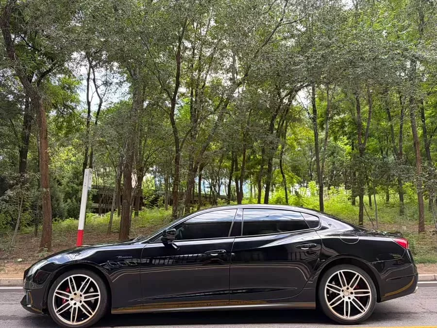 Maserati President