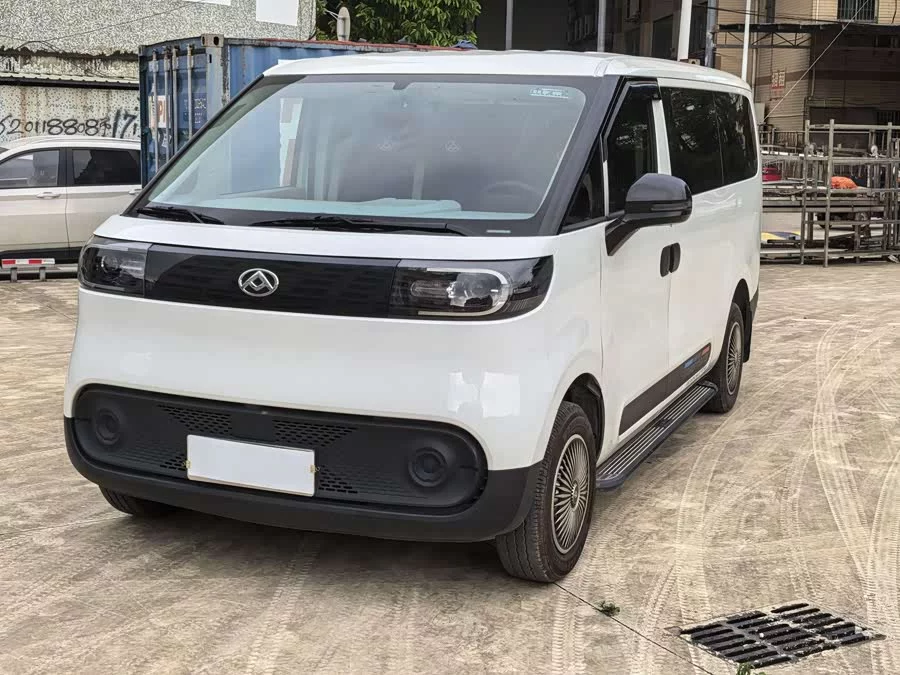 Maxus Dana V1