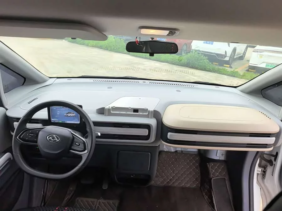 Maxus Dana V1