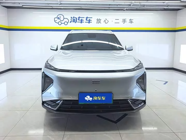 Geely Galaxy L7