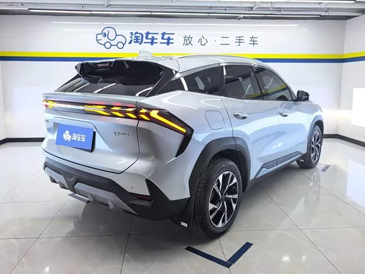 Geely Galaxy L7