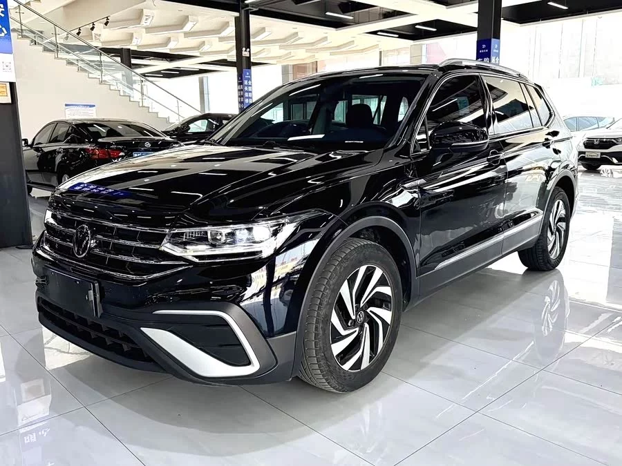 Volkswagen Tiguan L
