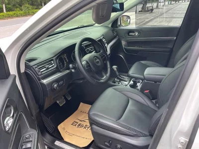 Jeep grand commander
