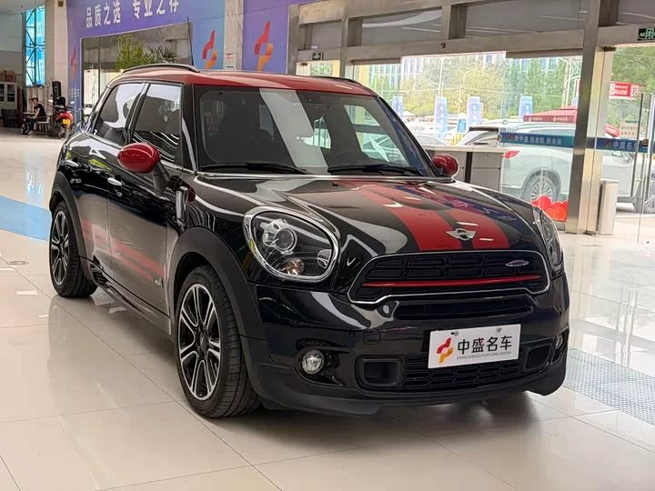MINI JCW COUNTRYMAN