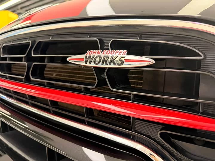 MINI JCW COUNTRYMAN