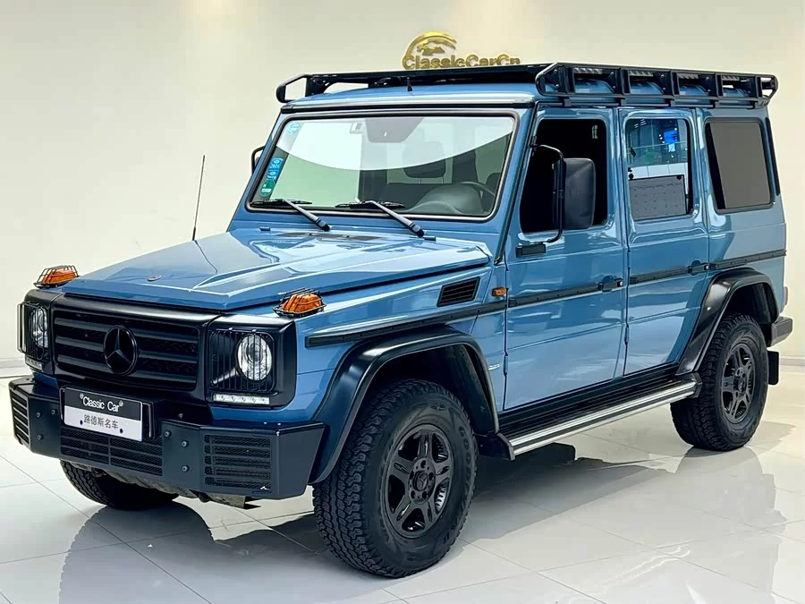 Mercedes Benz G-rated