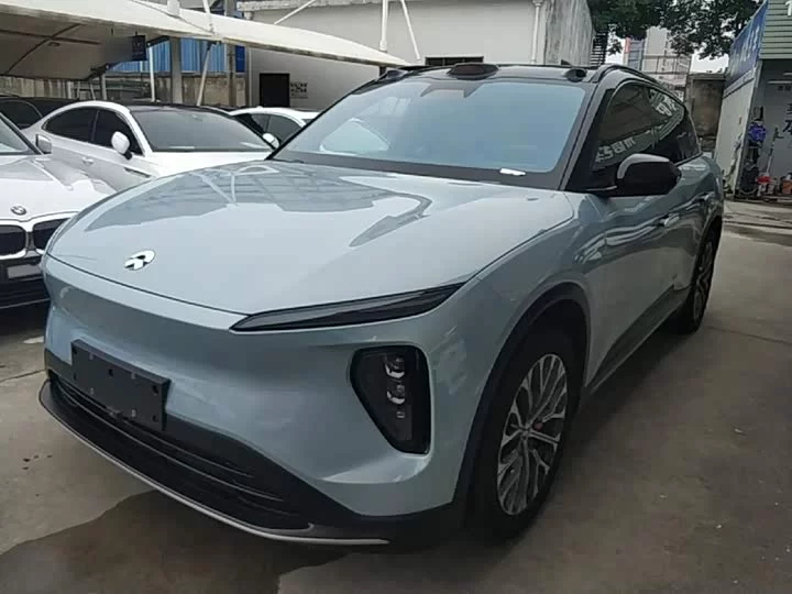NIO ES6
