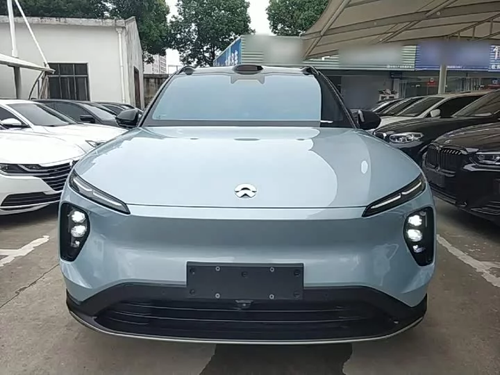 NIO ES6