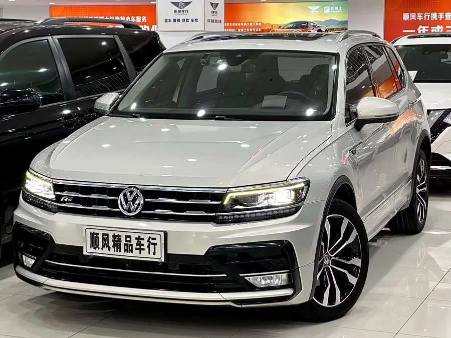 Volkswagen Tiguan L